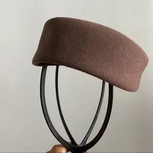 Vintage | Accessories | Beautiful Vintage Brown Doeskin Felt  display picture 2